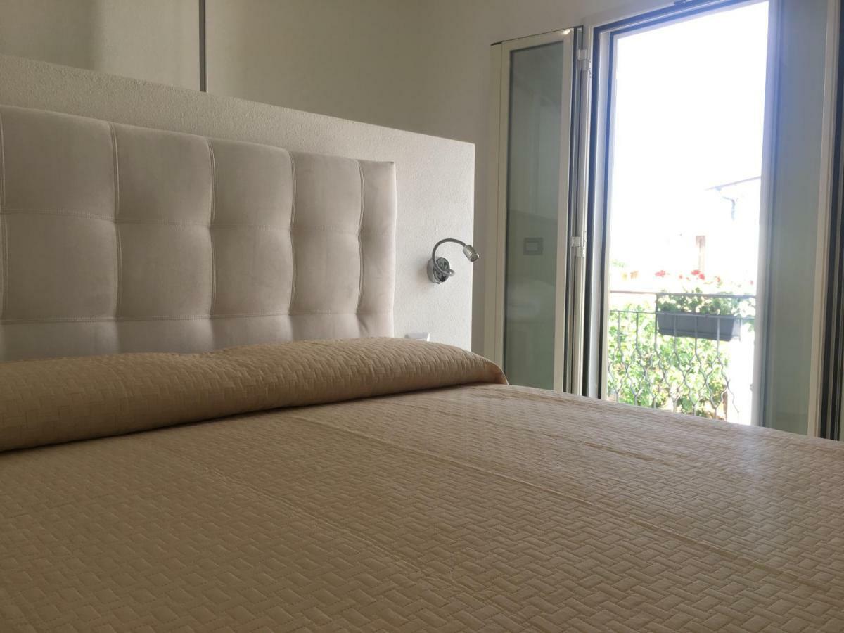 סאן תאודורו B&B Somiar מראה חיצוני תמונה